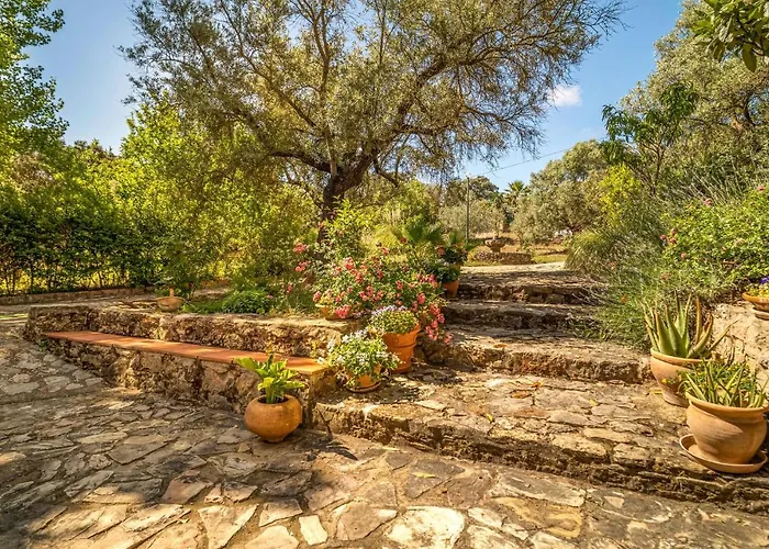 6 Bedroom Gorgeous In Casa vacanze Ronda